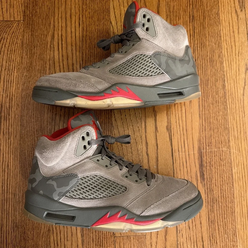 Size 9- Jordan 5 Retro Camo 2017‎